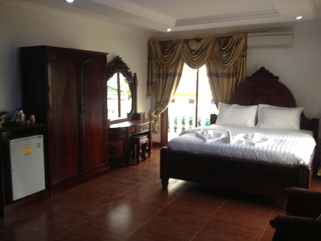 Emerald Bb Battambang Hotel Dış mekan fotoğraf