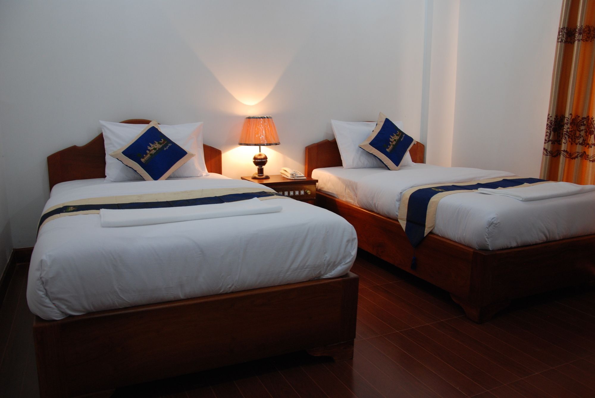 Emerald Bb Battambang Hotel Dış mekan fotoğraf