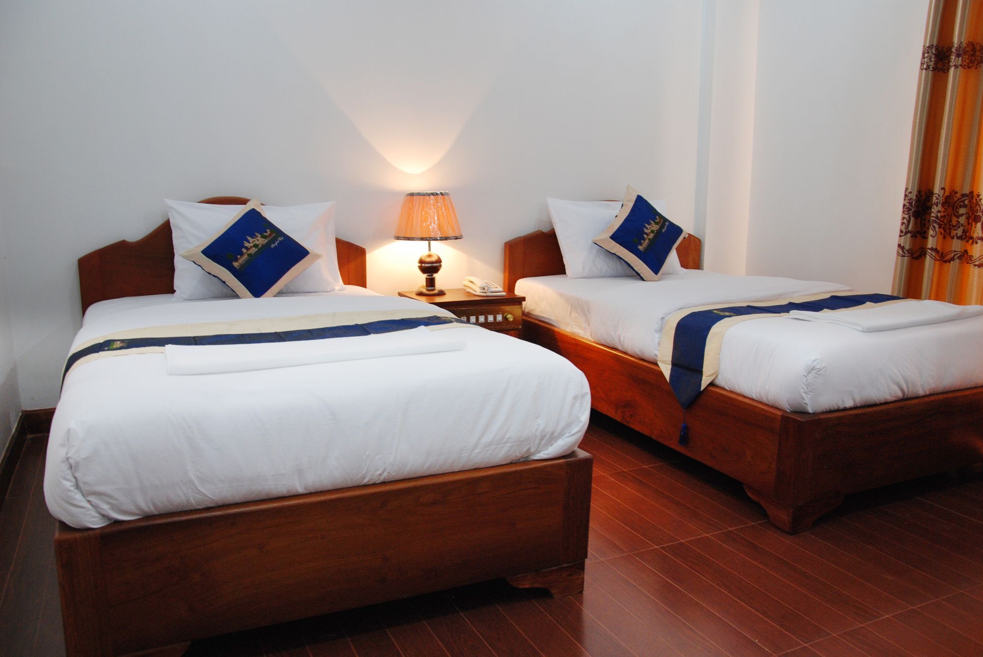 Emerald Bb Battambang Hotel Dış mekan fotoğraf